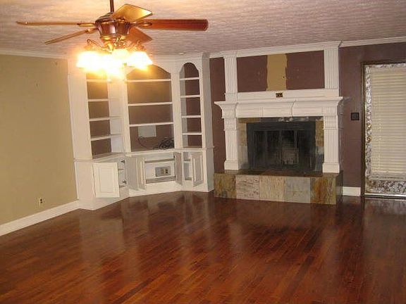 4th image of 2723 Fork Creek Ct