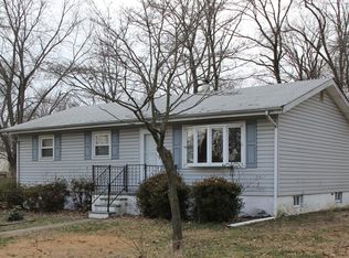 324 Beach Ave, Pasadena, MD 21122