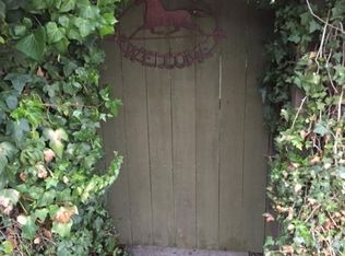 28317 Agoura Rd, Agoura Hills, CA 91301