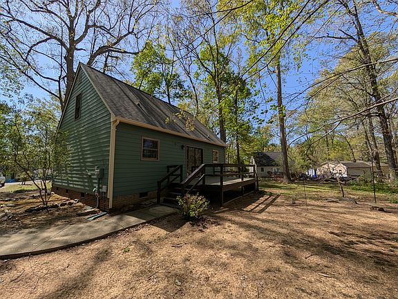 2nd image of 2301 Wade Hampton Rd