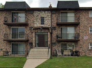 402 Cornell Ave #2A, Calumet City, IL 60409