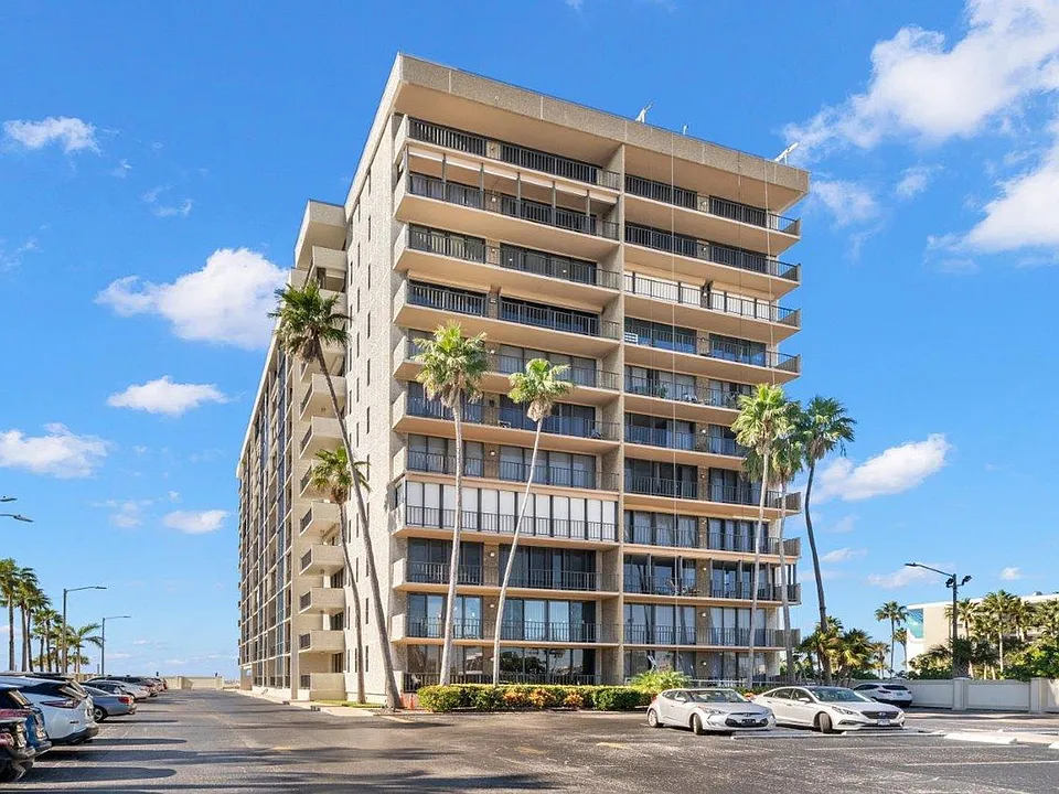 5396 Gulf Blvd #807