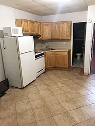 Rented by Kinyu Realty