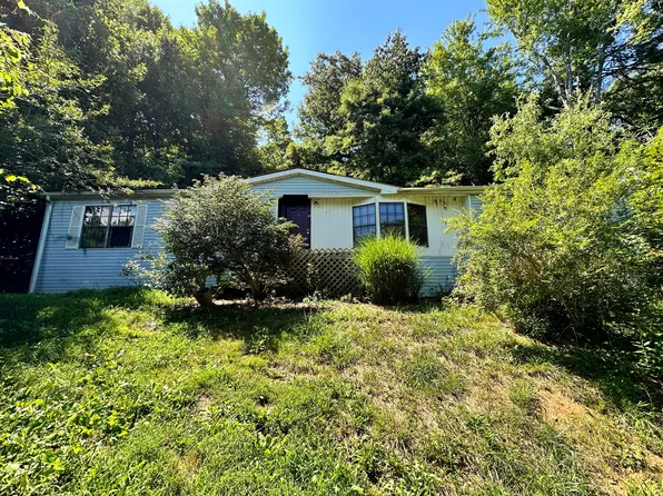 124 Watson Rd, Johnson City, TN 37604