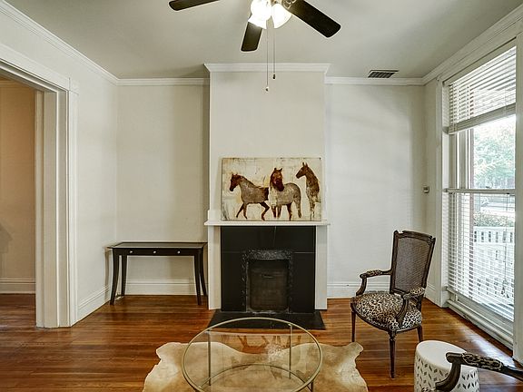 Living room from doorway that enters into the room.