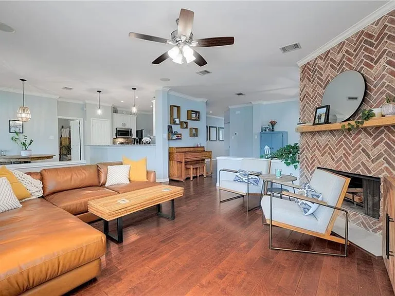 1705 Azalea Dr — Photo 3