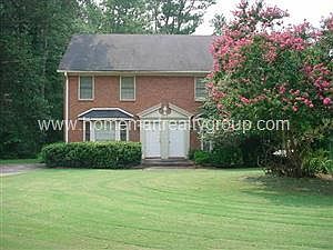 1st image of 2192B Wexford Dr