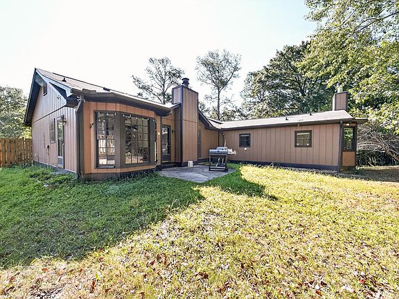 5th image of 4716 Shenandoah Ct