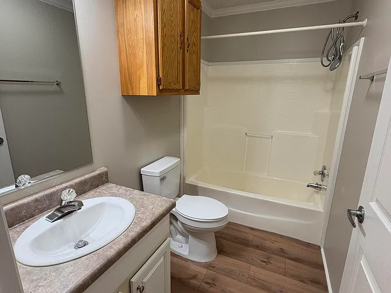 111 Whitmore Rd — Photo 9
