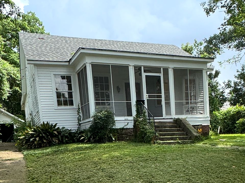 1st image of 619 Europe St