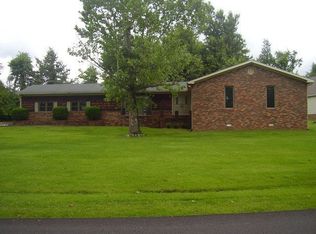 101 Fairway Dr, Central City, KY