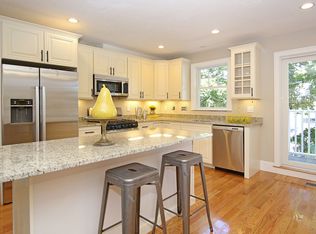 9 Park St #11, Dorchester, MA 02122