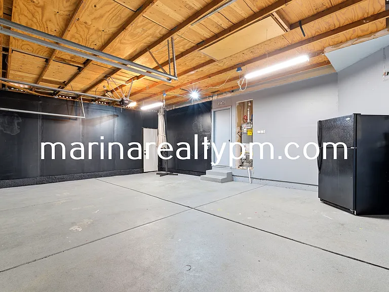 208 Buttercup Cir — Photo 45