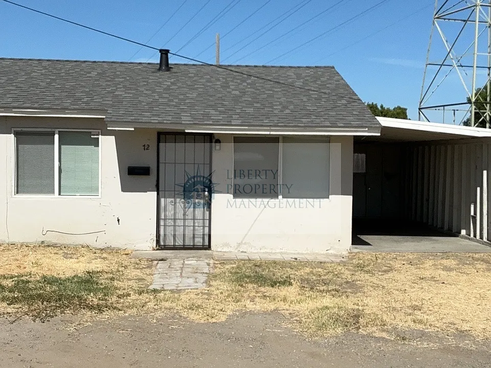 953 W Yosemite Ave #12