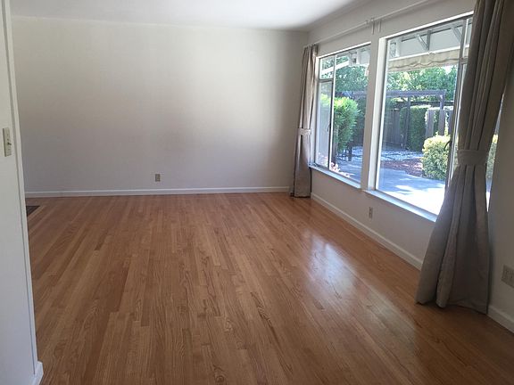 4th image of 481 Fenley Ave