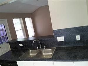 4th image of 6318 Southwood Ct S
