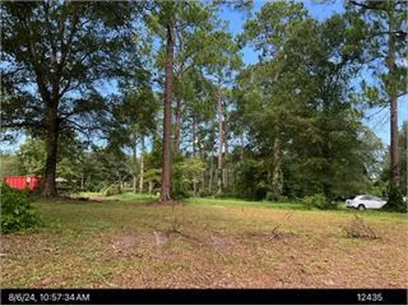 744 Willie Pitts Jr Rd, Albany, GA 31707