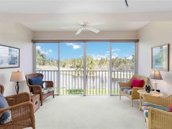 432 Sunset Lake Blvd APT 203, Venice, FL 34292