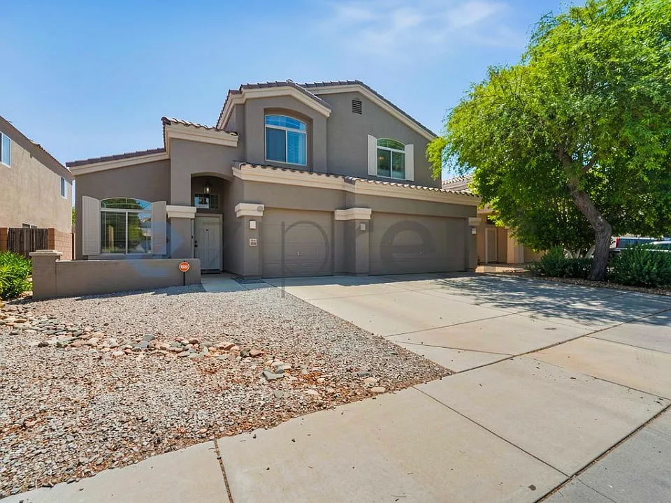 12801 W Lisbon Ln