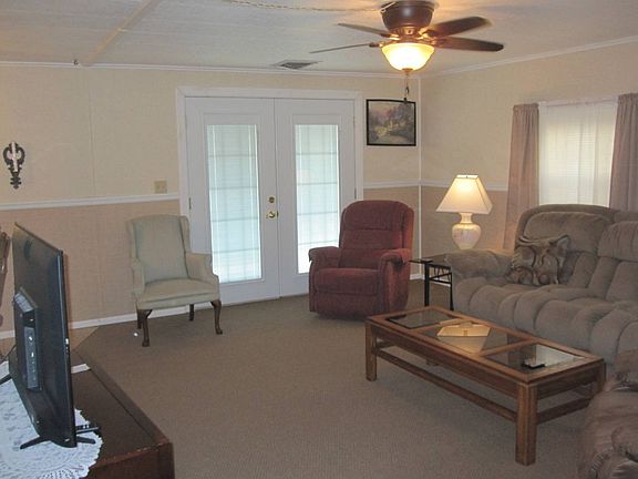 2nd image of 120 Boyd St #120