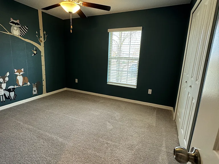 13009 Majestic Garden Ln — Photo 34