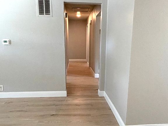 5th image of 807 Raleigh Cir