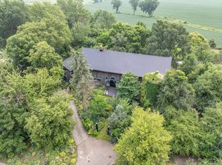 4737 W Broadway Dr, Appleton, WI 54913