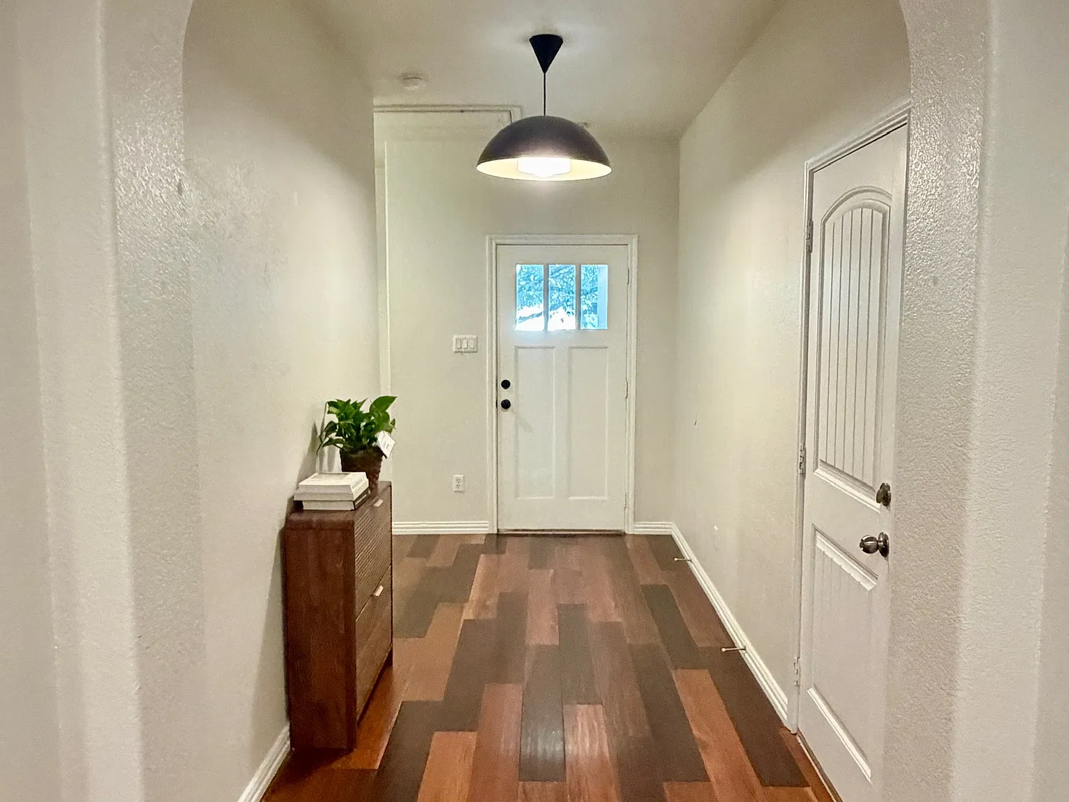 3 bed, 1431 sqft, $2,650 — Photo 3