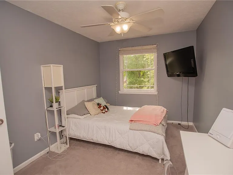 14708 Village Park East Dr — Photo 11