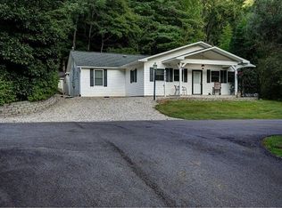 5070 Sweetwater Rd, Robbinsville, NC 28771