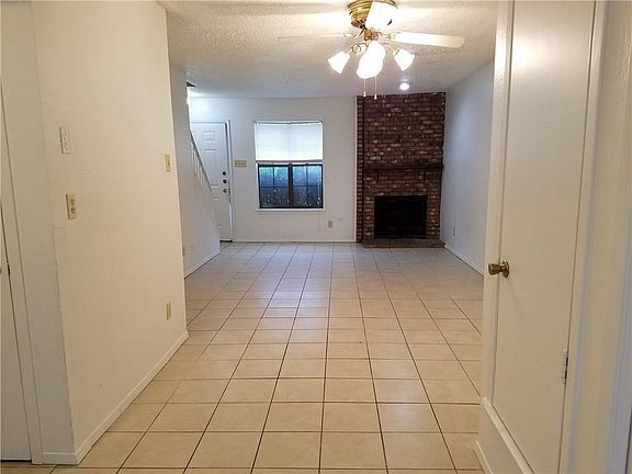 2nd image of 2705 Wimbledon Ct APT D