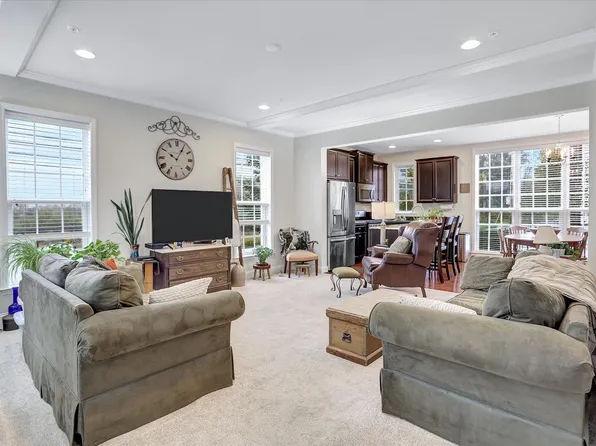 1402 Benton Way, Mechanicsburg, PA 17055