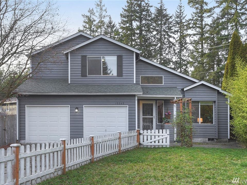 Fully fenced front and back yard and 2 car attached garage!