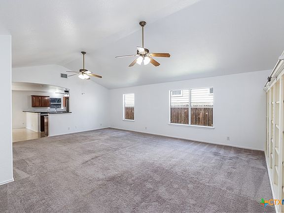 5th image of 10218 Chuck Wagon Ct