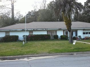 458 S 3rd St, Macclenny, FL 32063