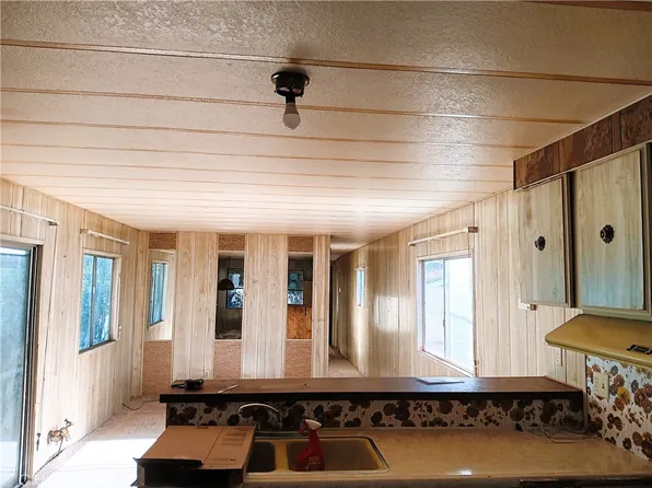 3556 Madrone St, Clearlake, CA 95422