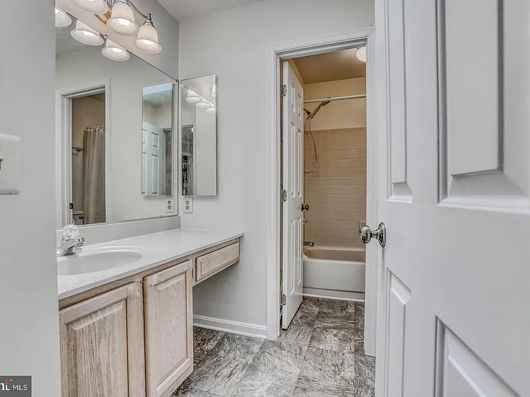 202 Cannon Pl — Photo 15