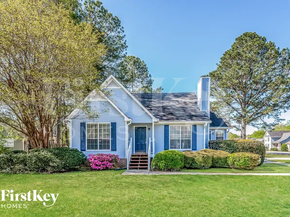 6768 Crossbrook Ln, Pinson, AL 35126