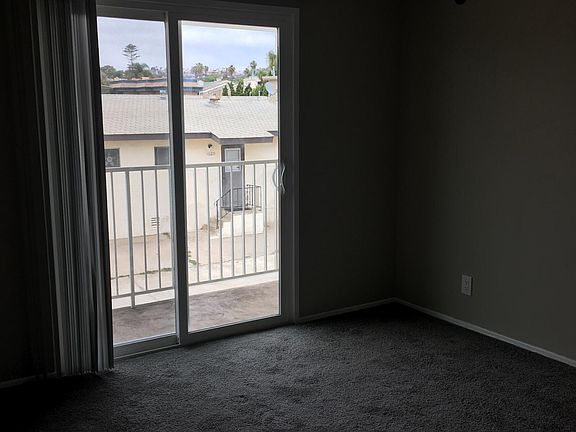 4th image of 1024 Chalcedony St APT 6
