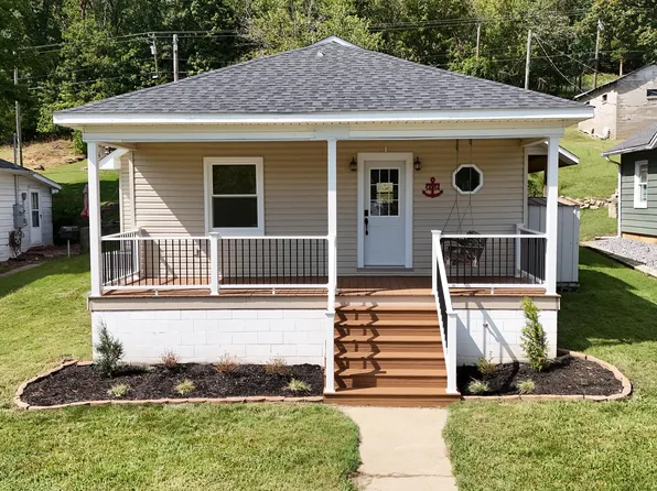 1414 Lake Barkley Dr, Kuttawa, KY 42055