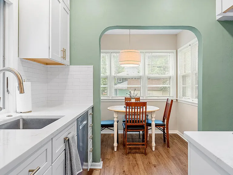 4504 Harriet Ave — Photo 4