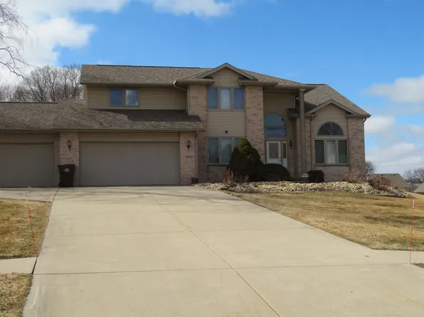 3204 Farmdale Ln, Freeport, IL 61032