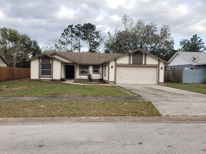 1st image of 318 Red Rose Cir