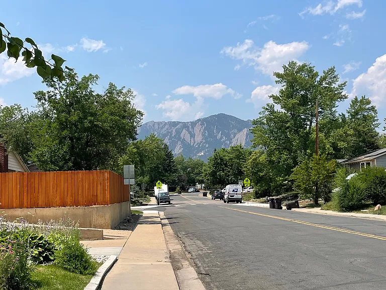 Flatirons views from your front yard!