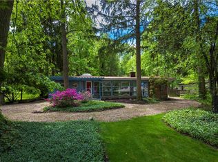 27371 Bassett Rd, Westlake, OH 44145
