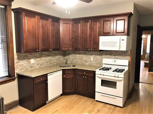 2342 W Rice St #1F, Chicago, IL 60622