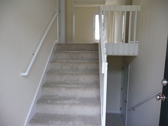 2nd image of 3916 Bristol Oaks Dr