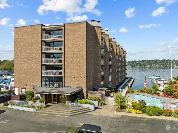9500 Rainier Avenue S #402, Seattle, WA 98118
