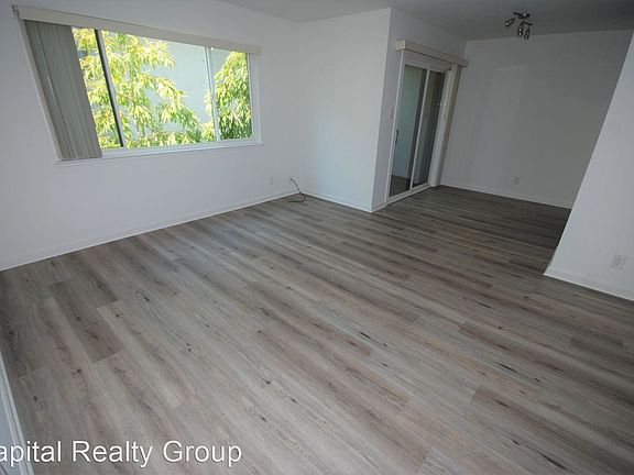 3rd image of 1425 Bellevue Ave APT 9