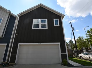 1239 W Tidwell Rd, Houston, TX 77091